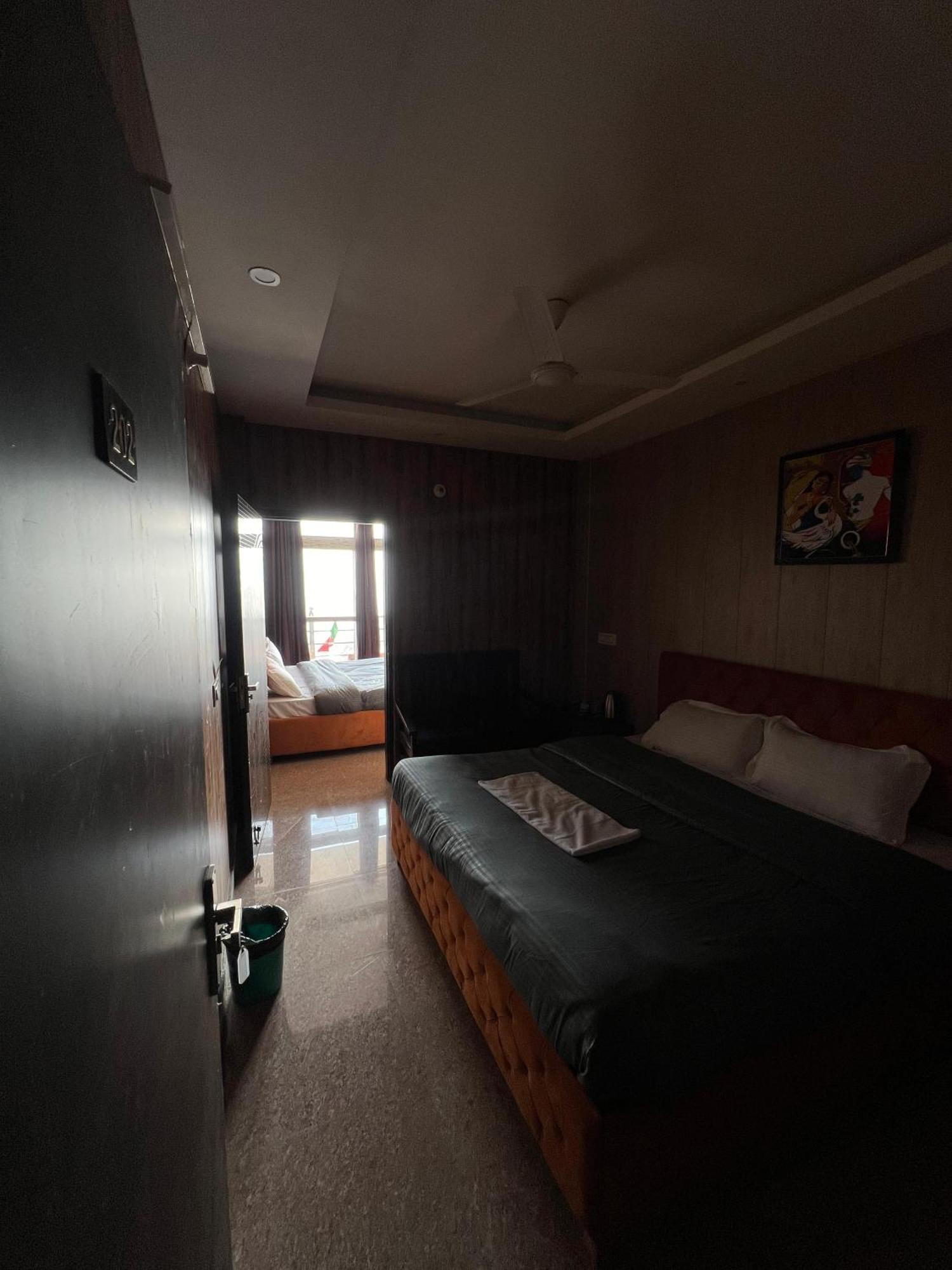 Hotel Mussoorie Gold Mary Szoba fotó